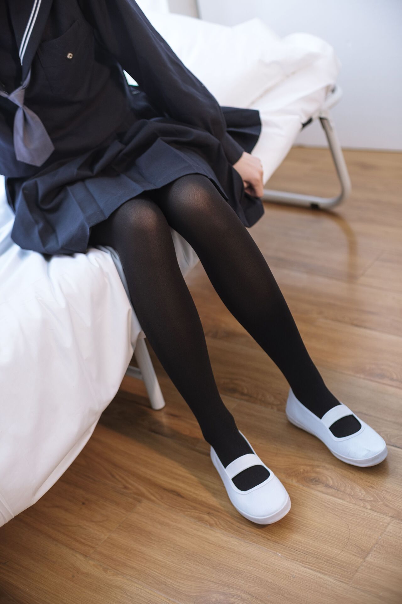 丝袜美腿预览图