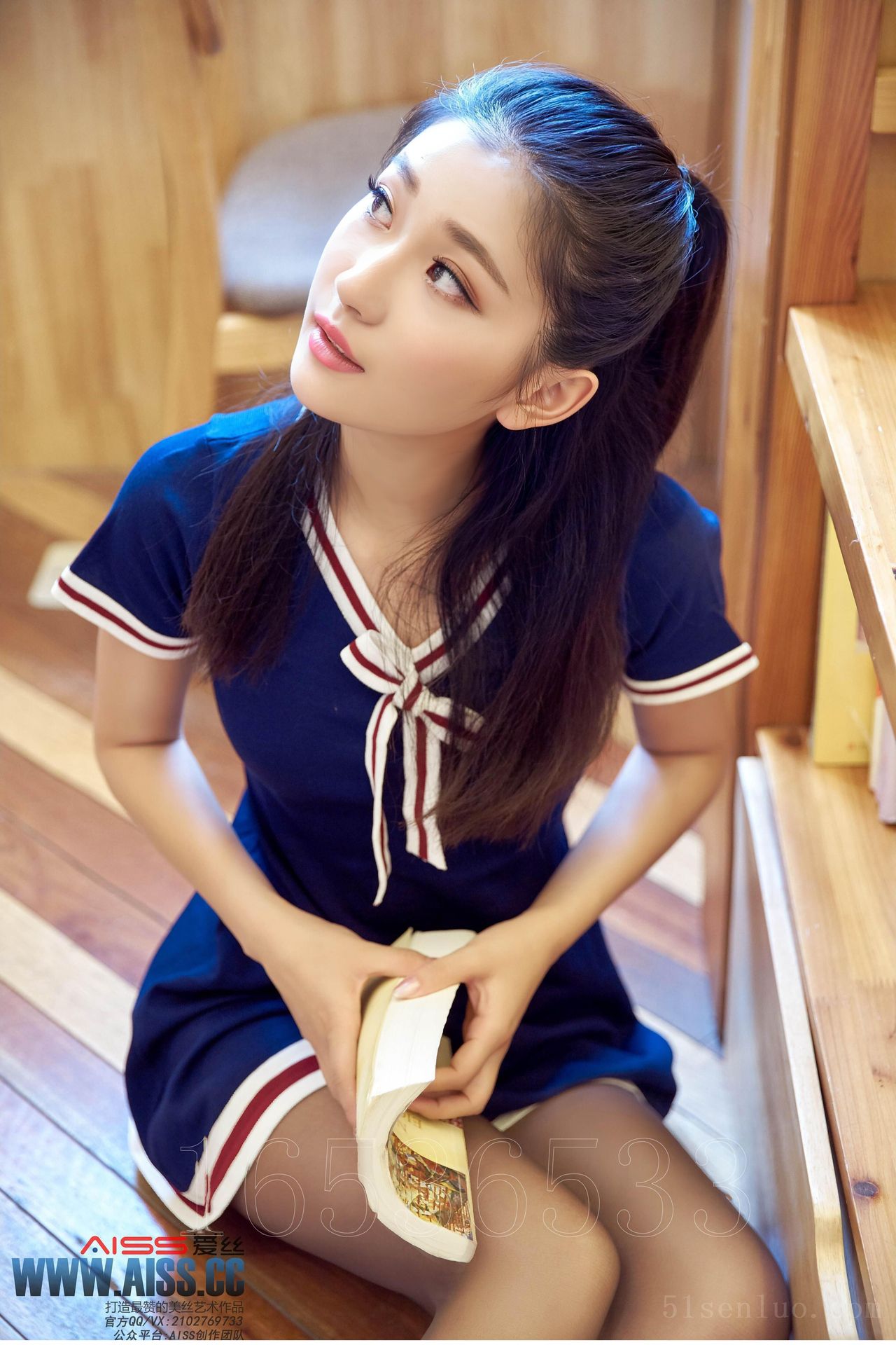 丝袜美腿预览图