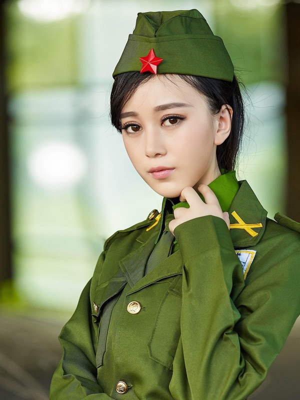  [AISS爱丝] 09.10 F6035《美丝小特务》