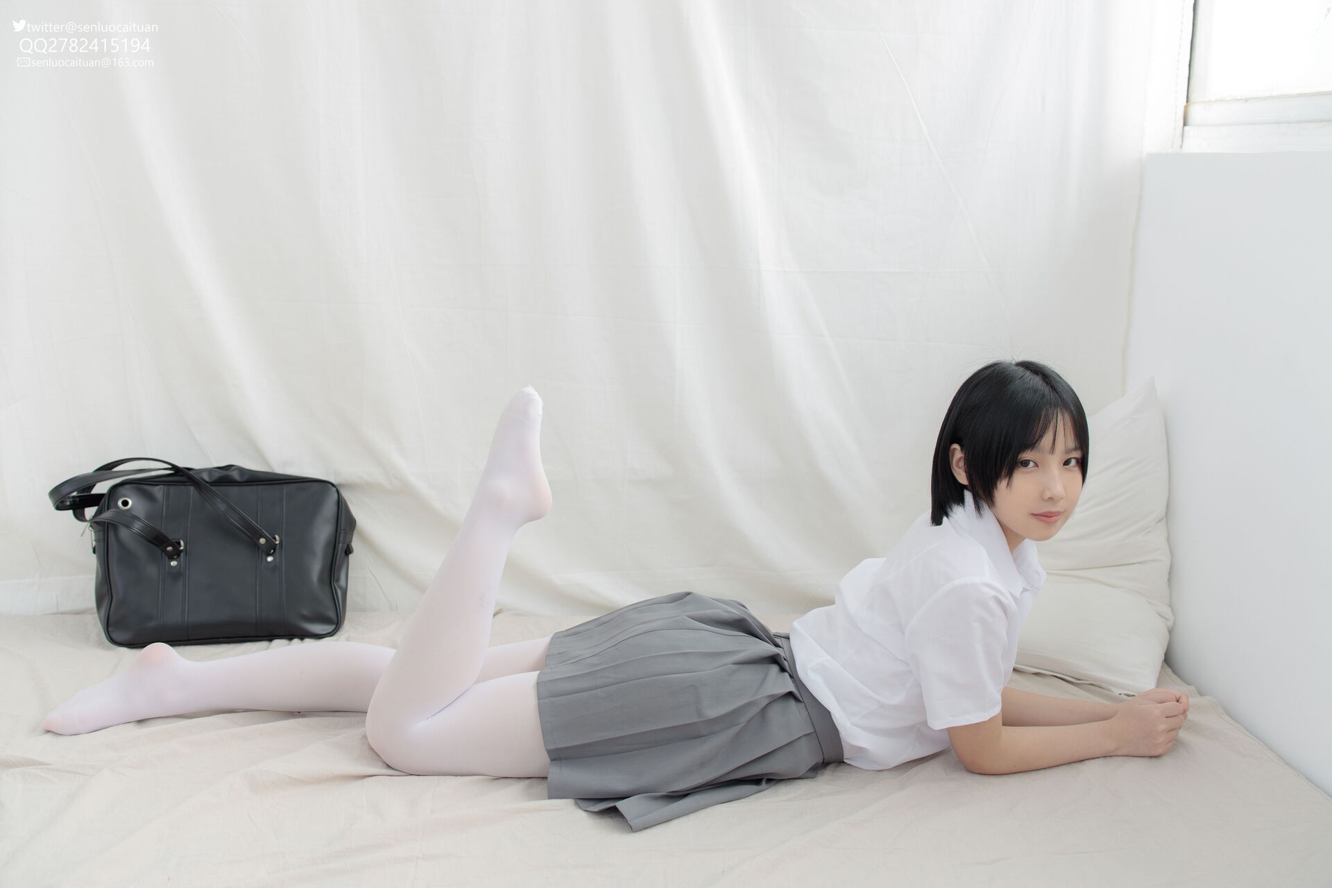 丝袜美腿预览图