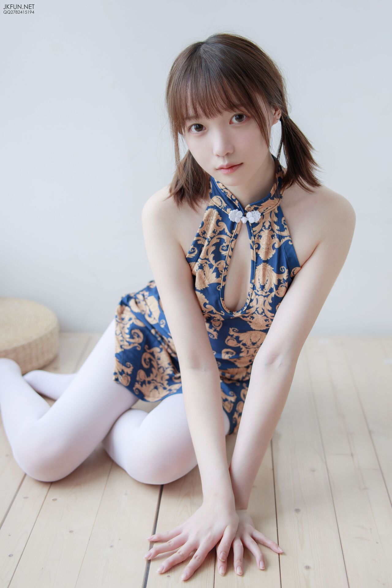 丝袜美腿预览图